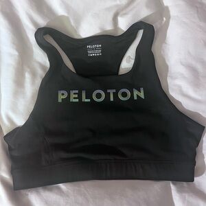 Peloton sports bra size L